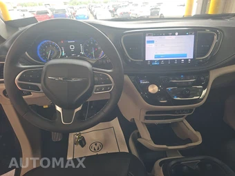 2023 Chrysler Pacifica Touring L 121.6" WB - miniatura 11