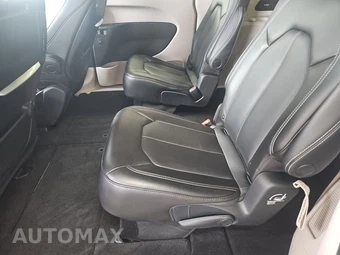 2023 Chrysler Pacifica Touring L 121.6" WB - miniatura 13
