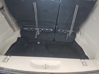 2023 Chrysler Pacifica Touring L 121.6" WB - miniatura 17