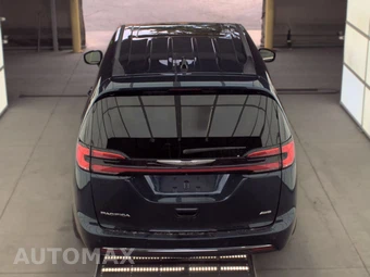 2023 Chrysler Pacifica Touring L 121.6" WB - miniatura 5