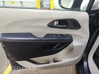 2023 Chrysler Pacifica TOURING L – miniatura 9