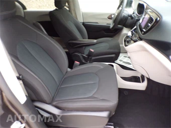 2023 Chrysler Voyager LX 121.6" WB - miniatura 16