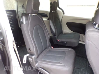 2023 Chrysler Voyager LX 121.6" WB - miniatura 17