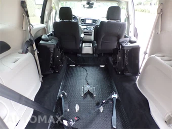 2023 Chrysler Voyager LX 121.6" WB - miniatura 22