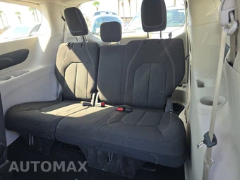 2023 Chrysler Voyager LX 121.6" WB – miniatura 14