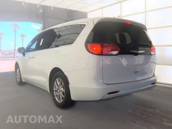 2023 Chrysler Voyager LX 121.6" WB – miniatura 6