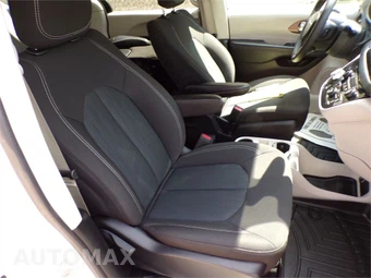2023 Chrysler Voyager LX 121.6" WB - miniatura 18