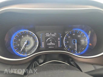 2023 Chrysler Voyager LX 121.6" WB - miniatura 12