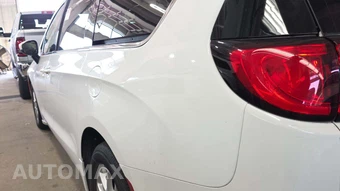 2023 Chrysler Voyager LX 121.6" WB - miniatura 23