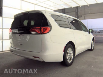 2023 Chrysler Voyager LX 121.6" WB - miniatura 4