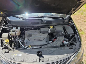 2023 Chrysler Voyager LX 121.6" WB – miniatura 12