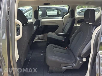 2023 Chrysler Voyager LX 121.6" WB – miniatura 19
