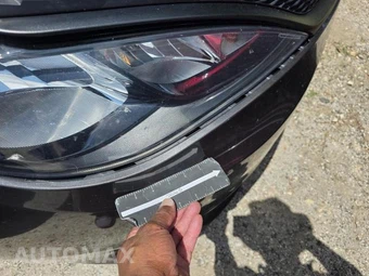 2023 Chrysler Voyager LX 121.6" WB – miniatura 38