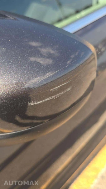 2023 Chrysler Voyager LX 121.6" WB – miniatura 33