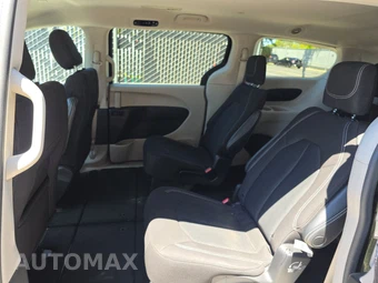 2023 Chrysler Voyager LX 121.6" WB – miniatura 13