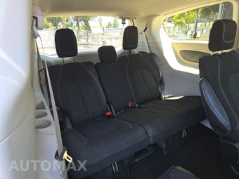 2023 Chrysler Voyager LX 121.6" WB – miniatura 14