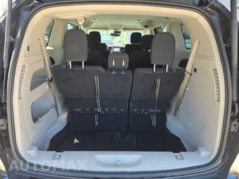 2023 Chrysler Voyager LX 121.6" WB – miniatura 17