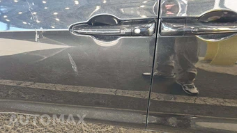 2023 Chrysler Voyager LX 121.6" WB – miniatura 37