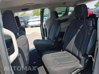 2023 Chrysler Voyager LX 121.6" WB - miniatura 10