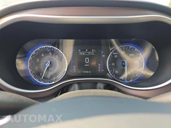 2023 Chrysler Voyager LX 121.6" WB - miniatura 6