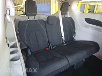 2023 Chrysler Voyager LX 121.6" WB - miniatura 14