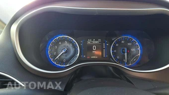 2023 Chrysler Voyager LX 121.6" WB - miniatura 22