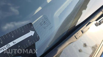 2023 Chrysler Voyager LX 121.6" WB - miniatura 39