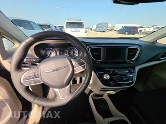 2023 Chrysler Voyager LX 121.6" WB - miniatura 11
