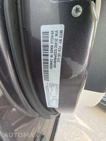 2023 Chrysler Voyager LX 121.6" WB - miniatura 15