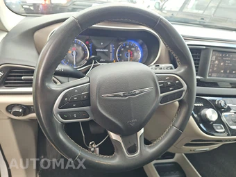 2023 Chrysler Voyager LX 121.6" WB – miniatura 10