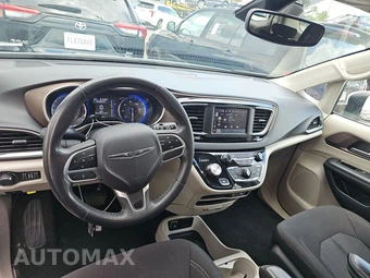 2023 Chrysler Voyager LX 121.6" WB – miniatura 11