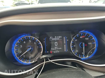 2023 Chrysler Voyager LX 121.6" WB – miniatura 12