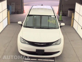 2023 Chrysler Voyager LX 121.6" WB – miniatura 2
