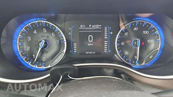 2023 Chrysler Voyager LX 121.6" WB – miniatura 20