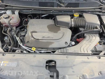 2023 Chrysler Voyager LX 121.6" WB – miniatura 26