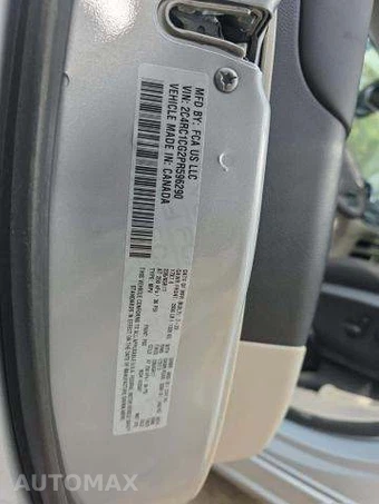 2023 Chrysler Voyager LX 121.6" WB – miniatura 5