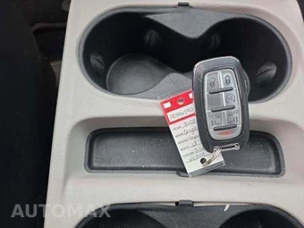 2023 Chrysler Voyager LX 121.6" WB – miniatura 8