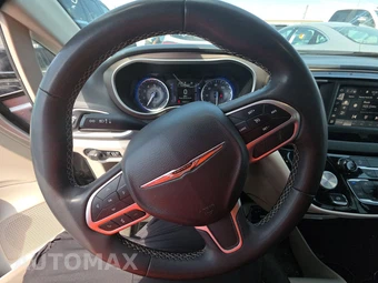 2023 Chrysler Voyager LX 121.6" WB - miniatura 10