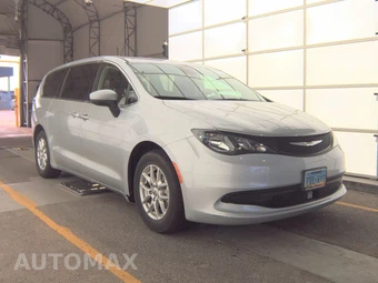 2023 Chrysler Voyager LX 121.6" WB - miniatura 3