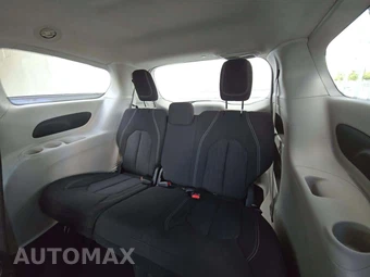 2023 Chrysler Voyager LX 121.6" WB - miniatura 13