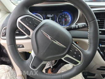2023 Chrysler Voyager LX 121.6" WB - miniatura 10