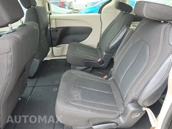 2023 Chrysler Voyager LX 121.6" WB - miniatura 13