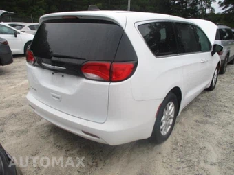 2023 Chrysler Voyager LX 121.6" WB - miniatura 13