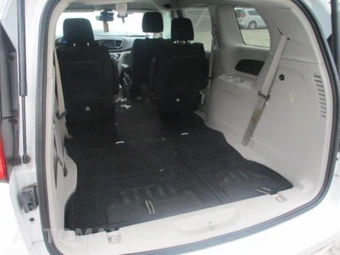 2023 Chrysler Voyager LX 121.6" WB - miniatura 14