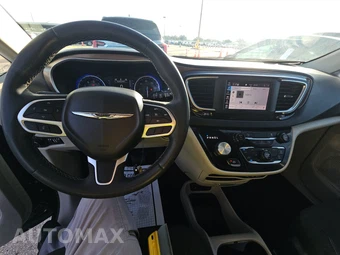 2023 Chrysler Voyager LX 121.6" WB - miniatura 11