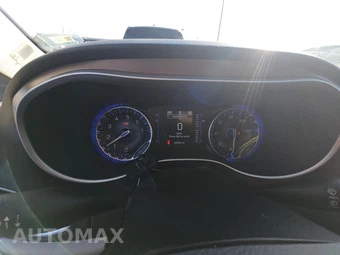 2023 Chrysler Voyager LX 121.6" WB - miniatura 12
