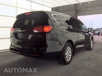 2023 Chrysler Voyager LX 121.6" WB - miniatura 4