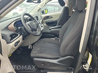 2023 Chrysler Voyager LX 121.6" WB - miniatura 7