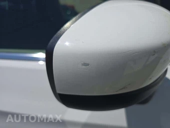2023 Chrysler Voyager LX 121.6" WB - miniatura 23