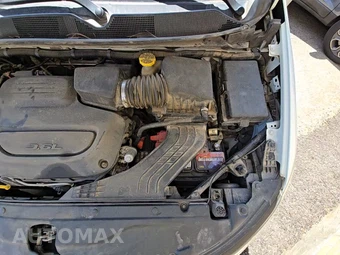 2023 Chrysler Voyager LX 121.6" WB - miniatura 24
